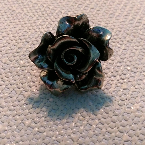 Chunky adjustable silver tone ring - Picture 1 of 7